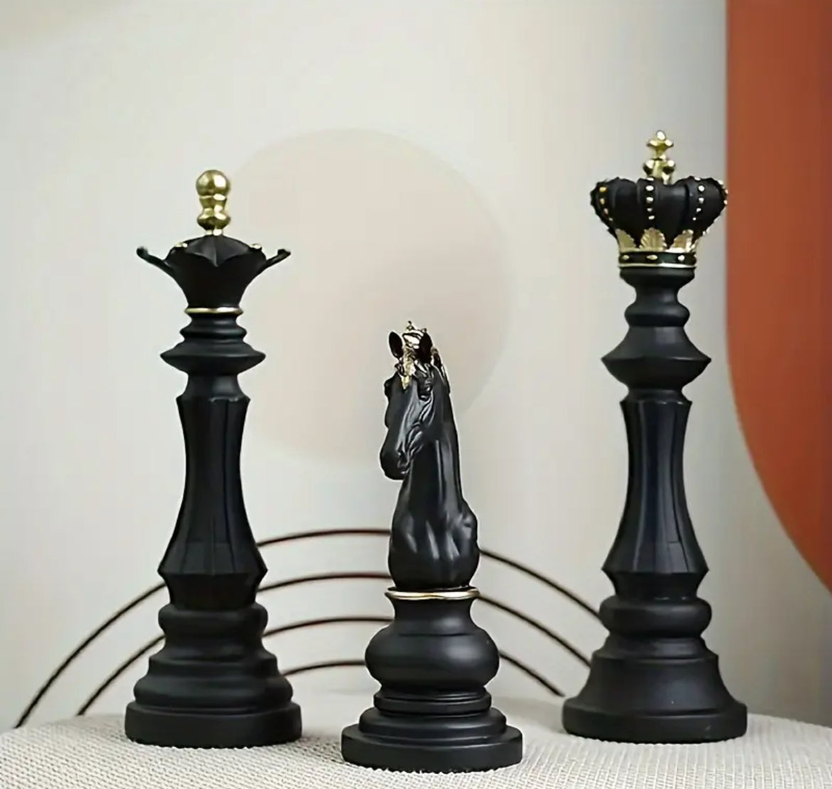 Chess Figurine Set