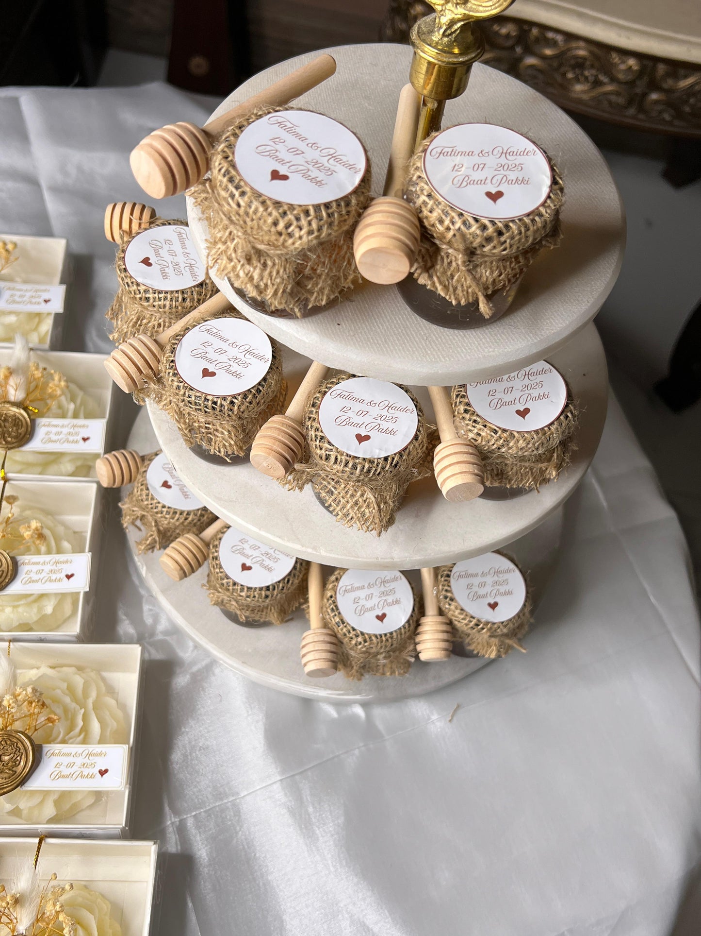 Premium Honey Favors