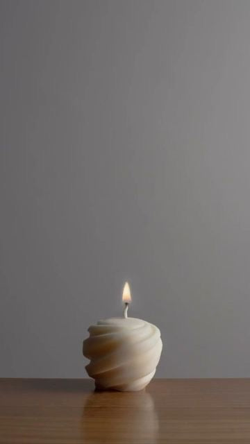 Swirl Candle
