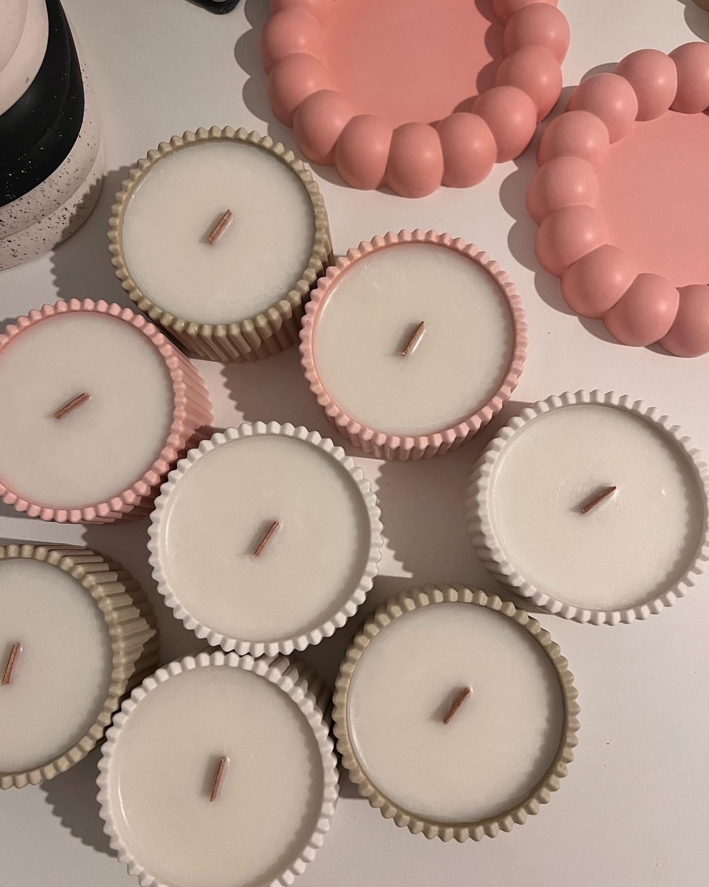 Ribbed Tealight Candle