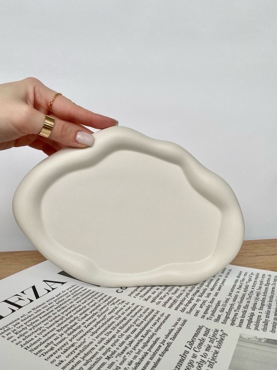 Irregular Cloud Tray