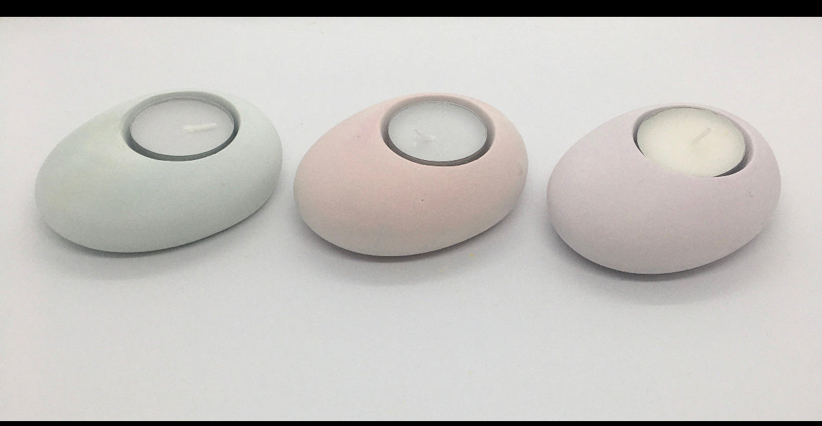 Pebble Tealight Holder