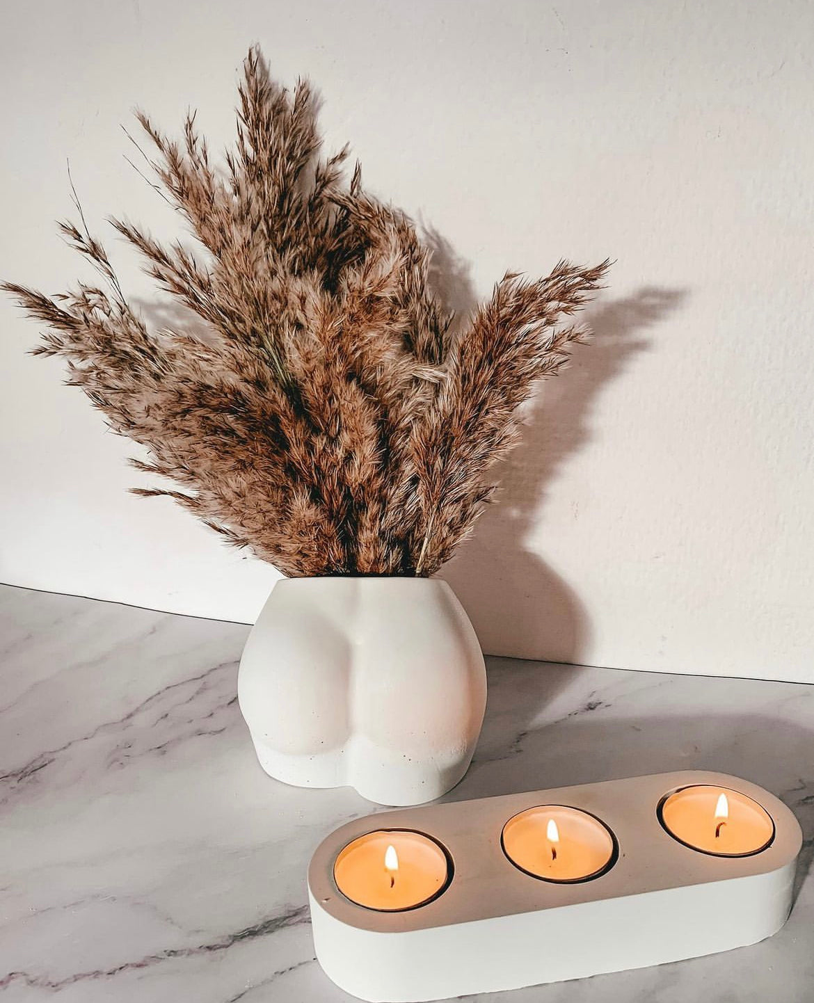 Butt Vase