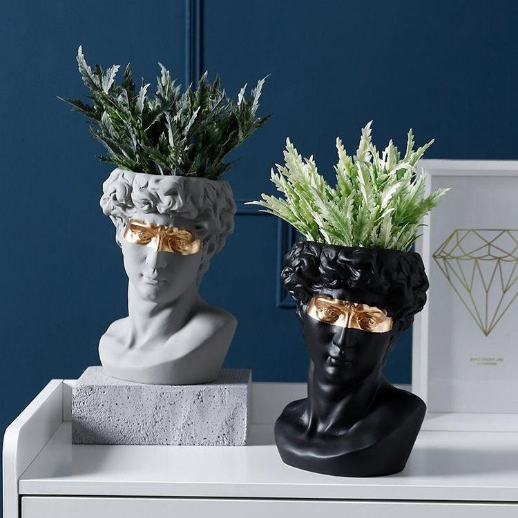 Mini David Vase