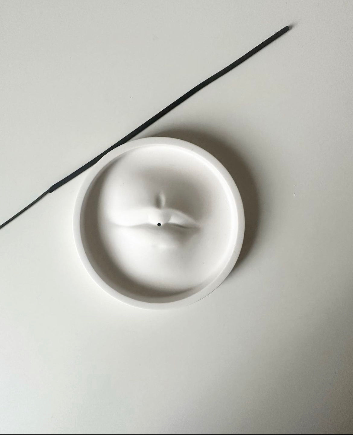 Lip Incense Burner