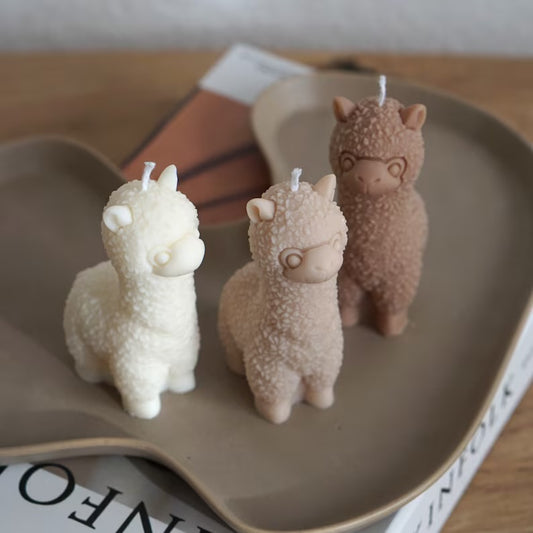 Alpaca candle