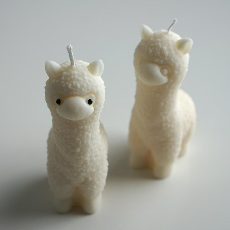 Alpaca candle