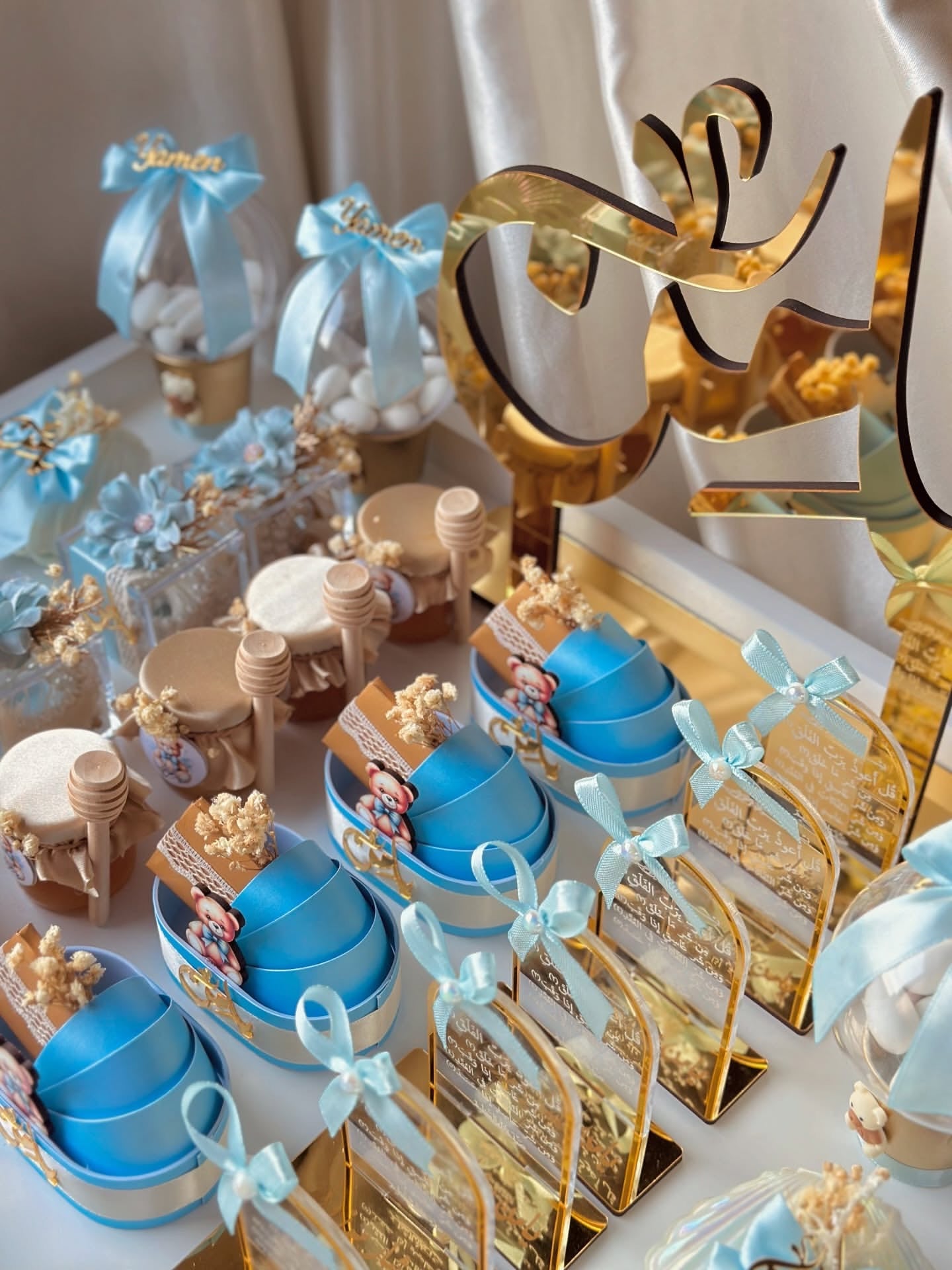 Cradle & Candy Favor