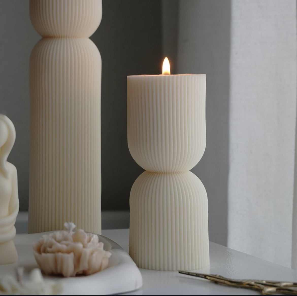 Love Hourglass Candle