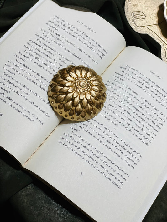 Concrete Flower paper-weight