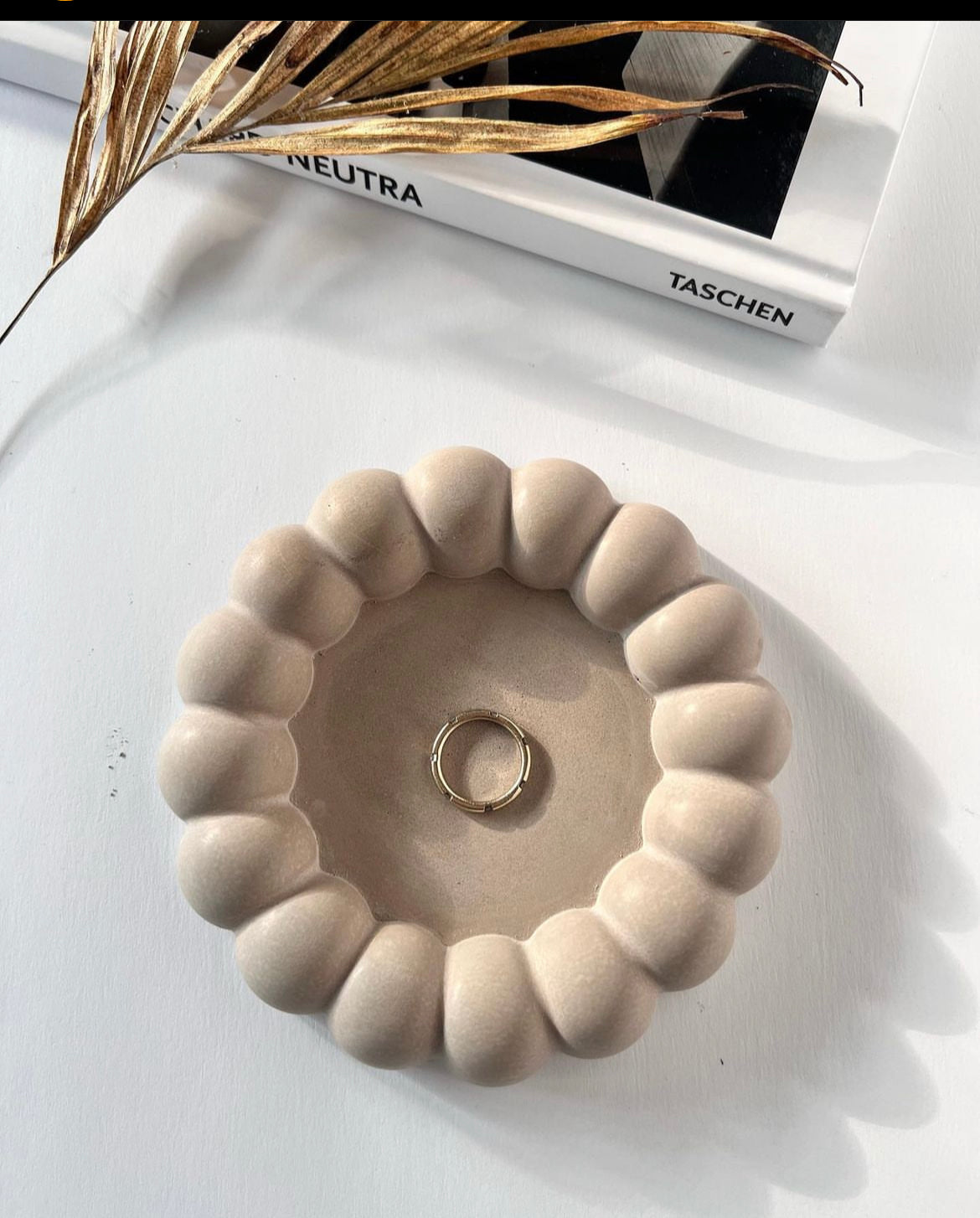 Bubble Diva Dish