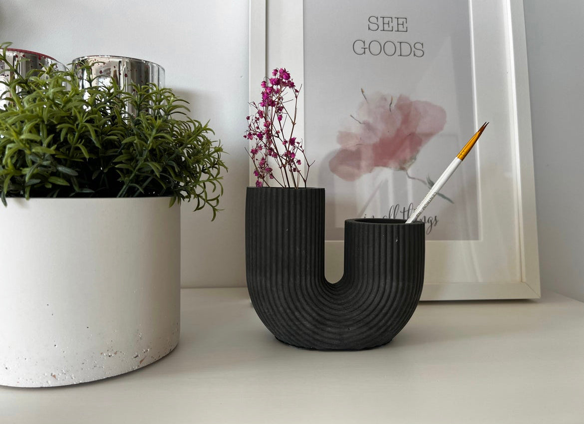 Nordic Vector Vase