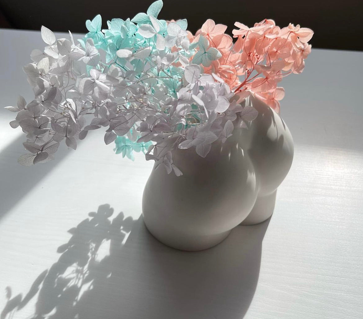 Butt Vase
