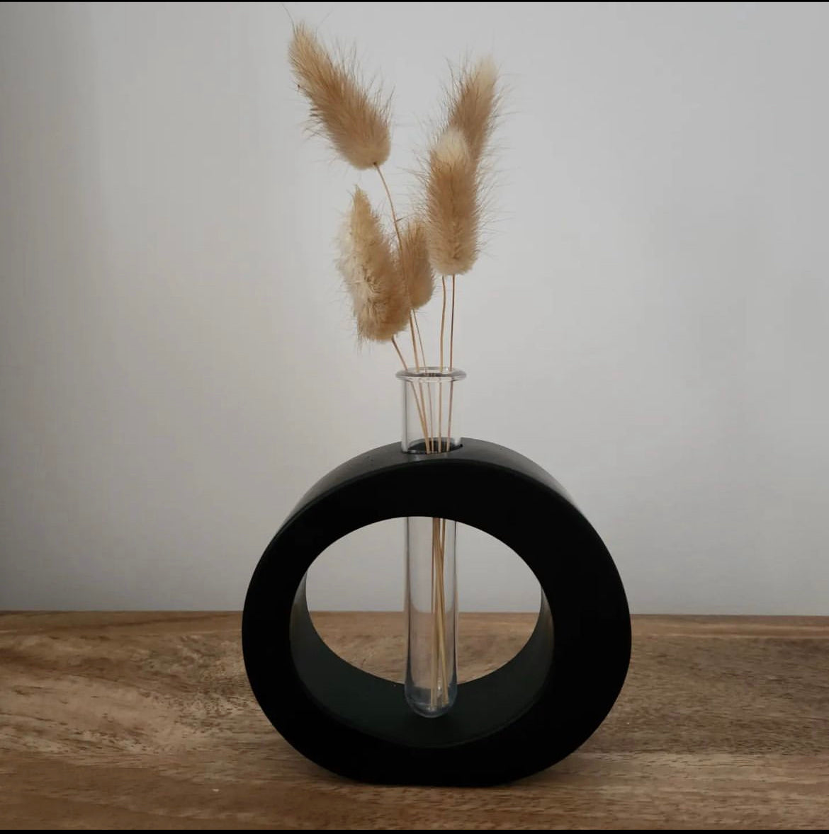 Aesthetic Tube Vase